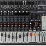 Consola Analoga 12 Canales Behringer Xenyx X1222USB